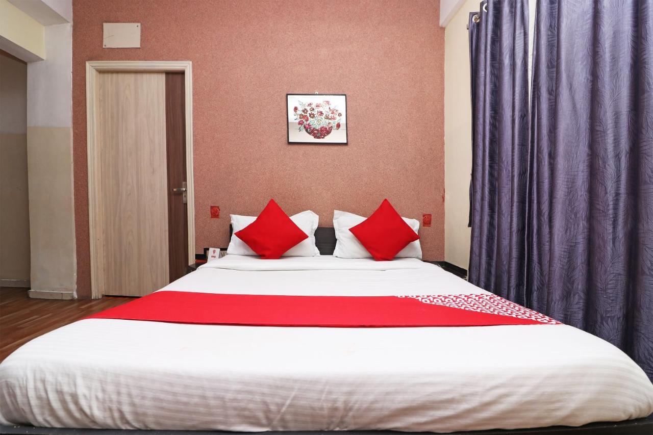 Oyo 4219 Ratnakar Residency Hotell Kolkata Eksteriør bilde